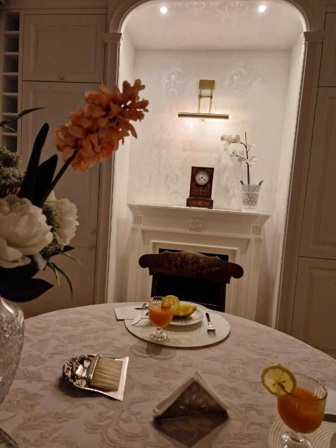 Apartmán Luxury Living Kopernik Varšava Exteriér fotografie