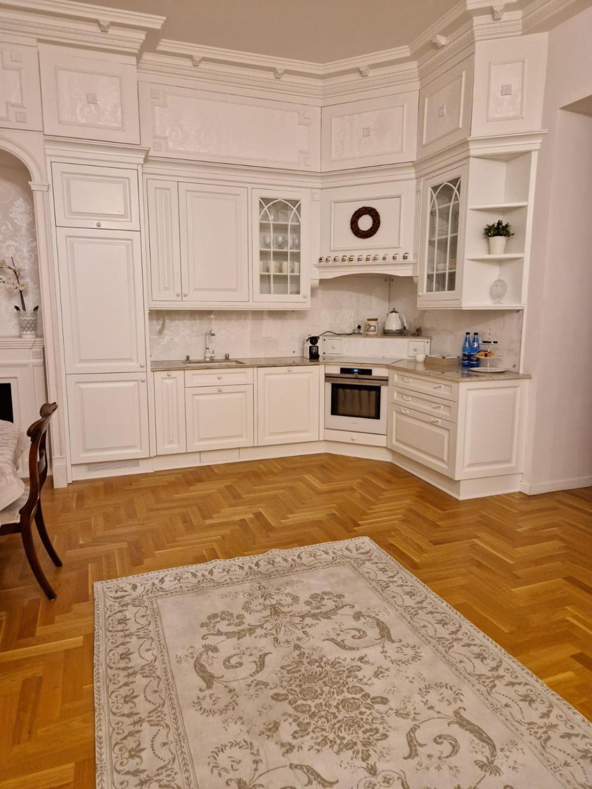 Apartmán Luxury Living Kopernik Varšava Exteriér fotografie